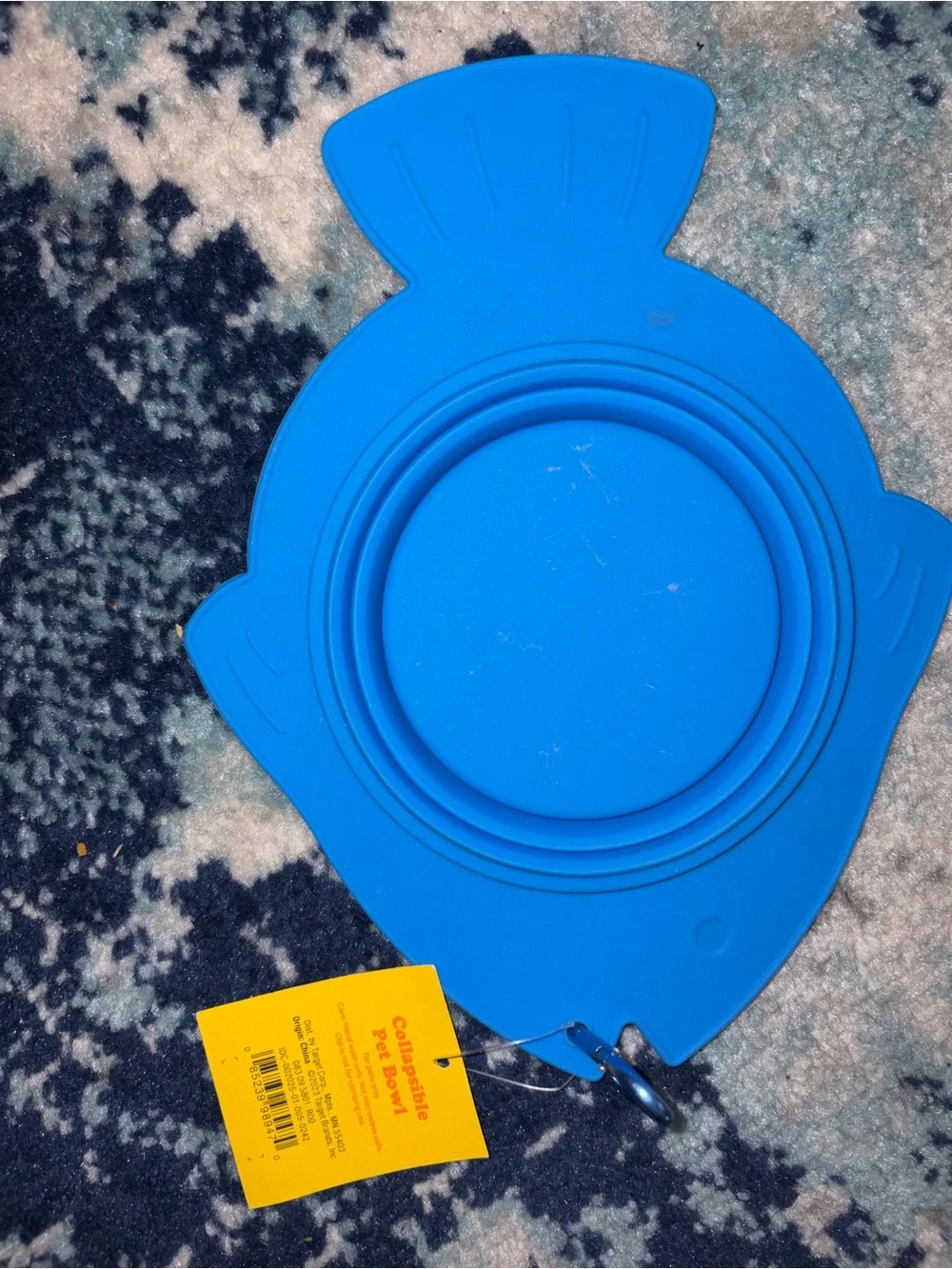 Set of 9 - Collapsible Fish-Shaped Pet Bowl - Bright Blue